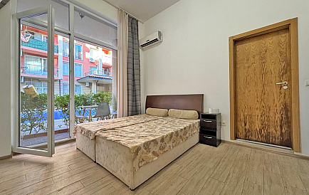 ID 15036 Studio-Apartment in Sunny View Central Foto 1 